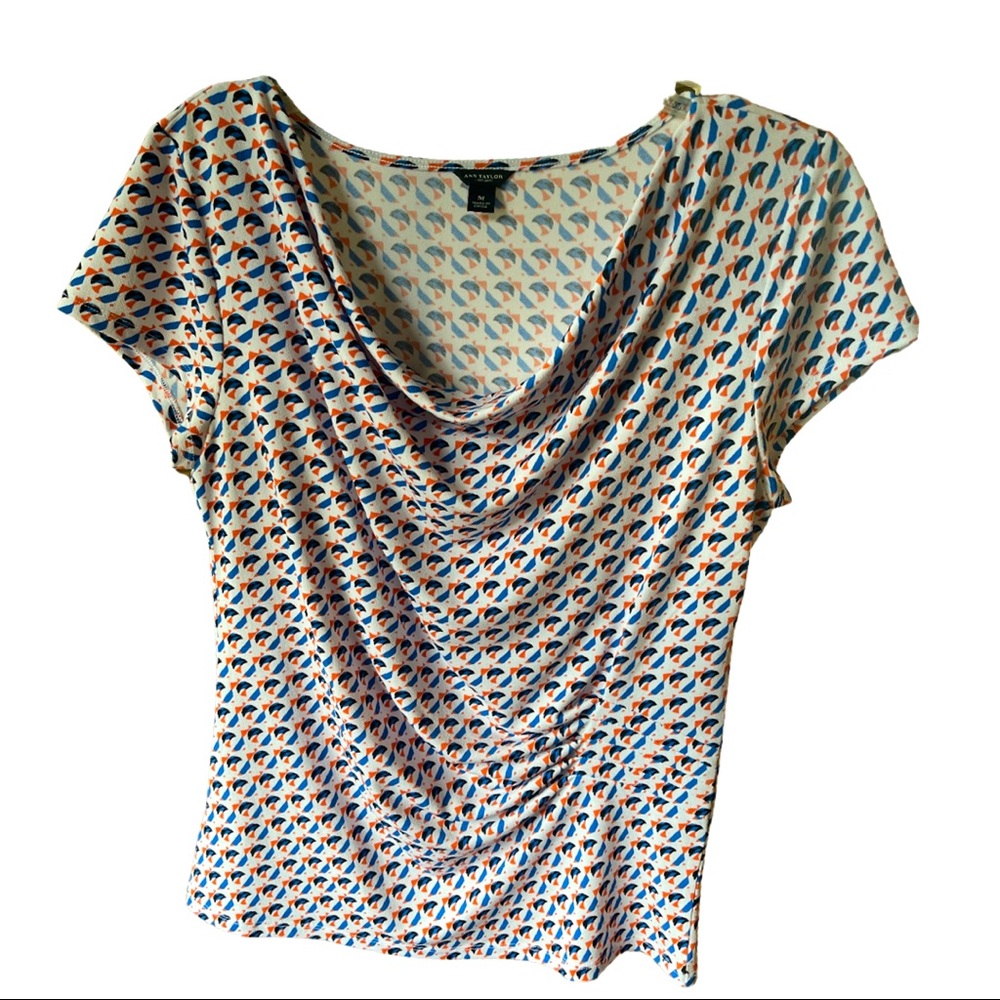 95% polyester top
